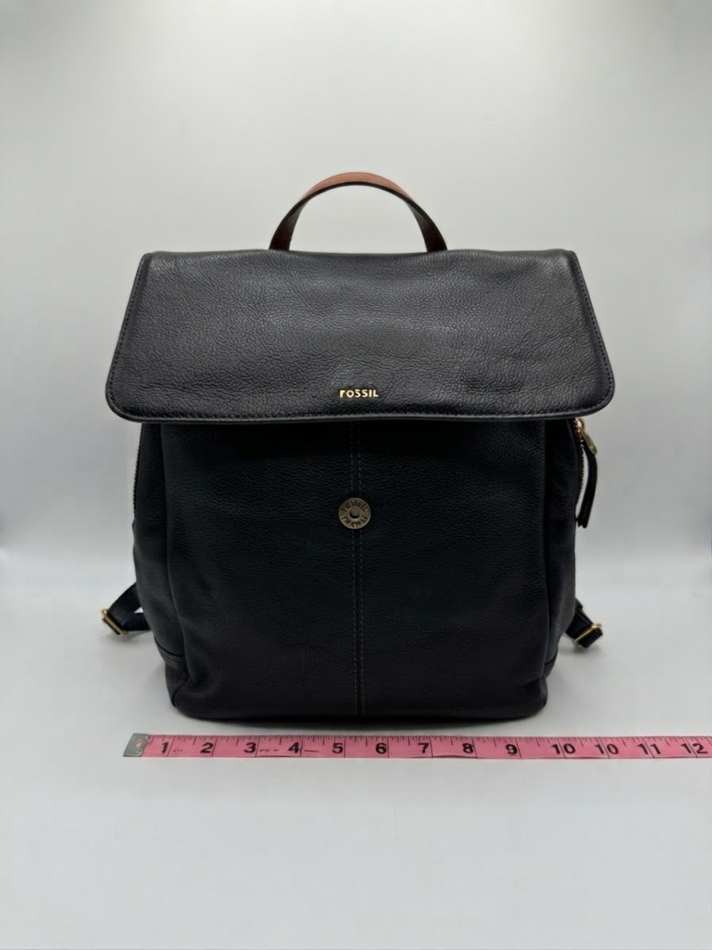 Fossil Black Leather Backpack – Excellent Condition - Picture 3 of 10